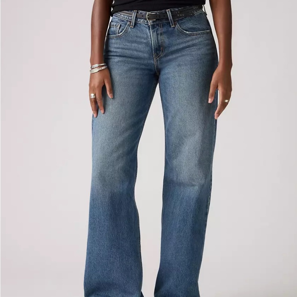 Levi’s Low Loose Mid Wash Jeans